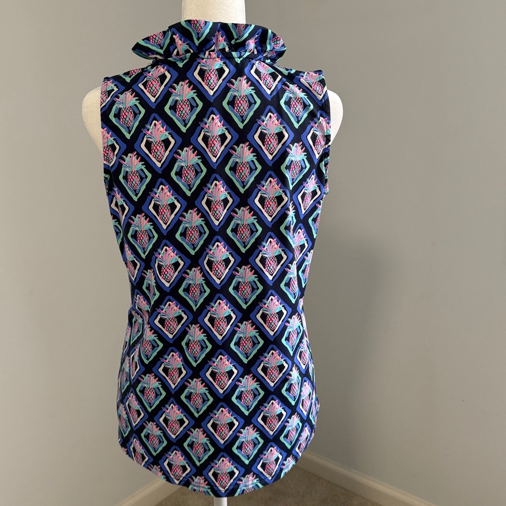 Lulu-B Pineapple Print Sleeveless Ruffle Blouse SZM - Picture 2 of 10